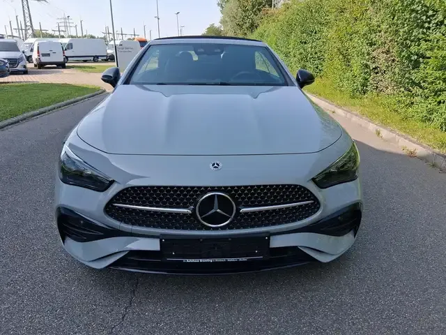 Mercedes-Benz CLE 200