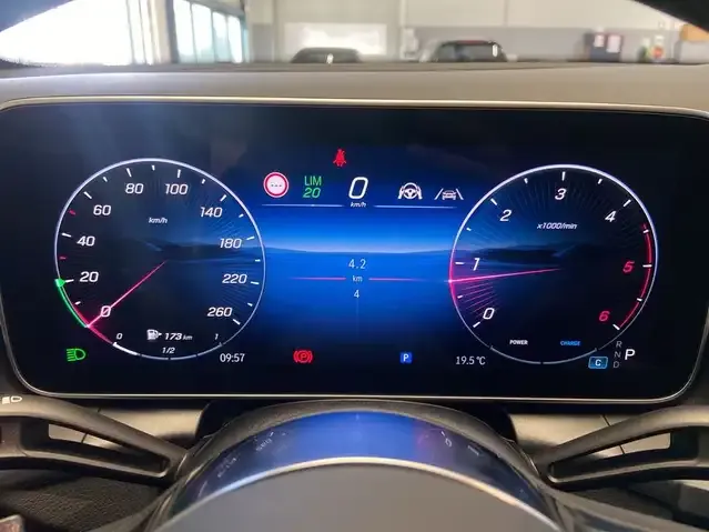 Mercedes-Benz GLC 220