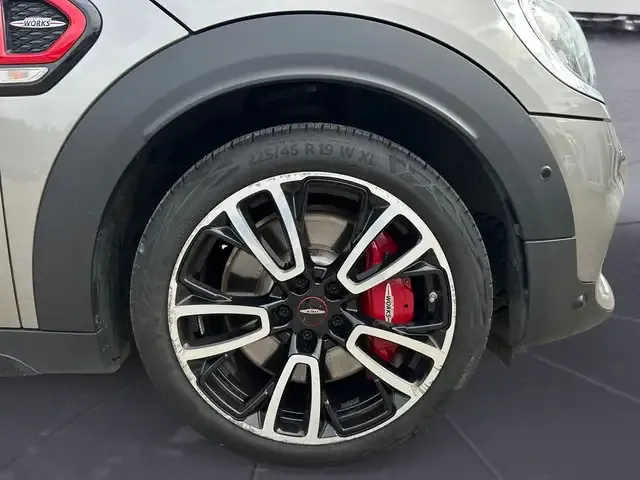 MINI John Cooper Works Countryman