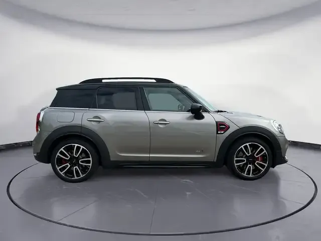 MINI John Cooper Works Countryman