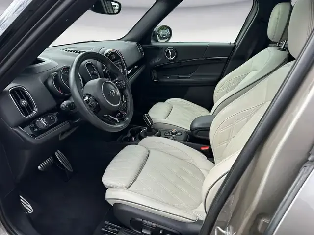 MINI John Cooper Works Countryman