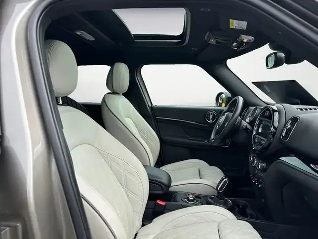 MINI John Cooper Works Countryman