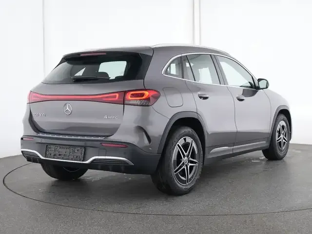 Mercedes-Benz EQA 300