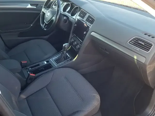 Volkswagen Golf Variant