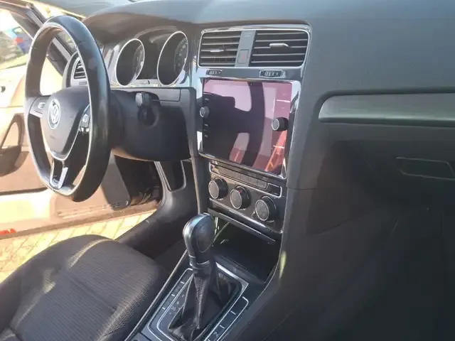 Volkswagen Golf Variant