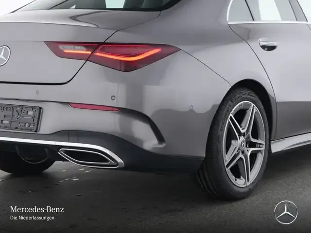 Mercedes-Benz CLA 180