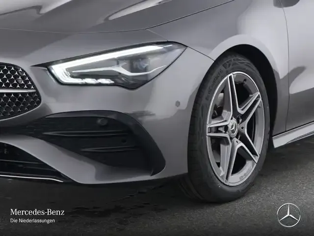 Mercedes-Benz CLA 180