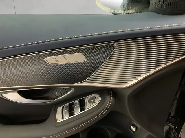 Mercedes-Benz EQC 400