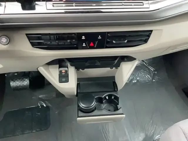 Volkswagen T7 California