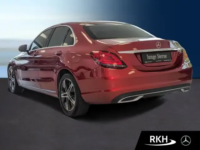 Mercedes-Benz C 180