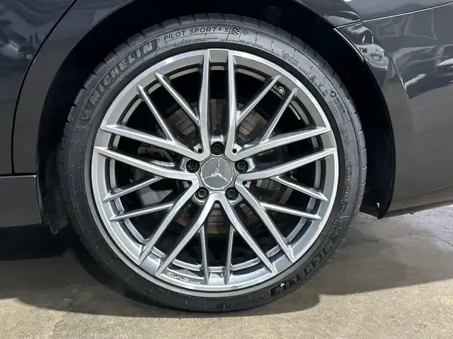 Mercedes-Benz C 43 AMG