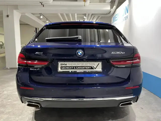 BMW 530
