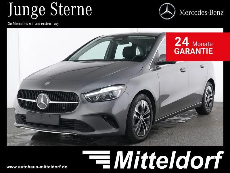 Mercedes-Benz B 180