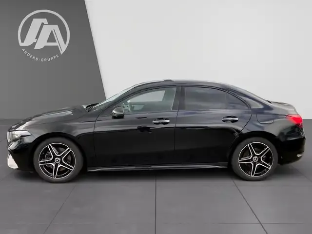 Mercedes-Benz A 220