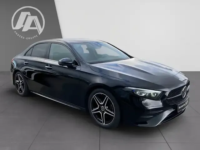 Mercedes-Benz A 220