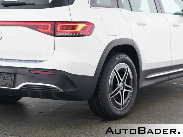 Mercedes-Benz EQB 250