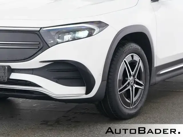 Mercedes-Benz EQB 250