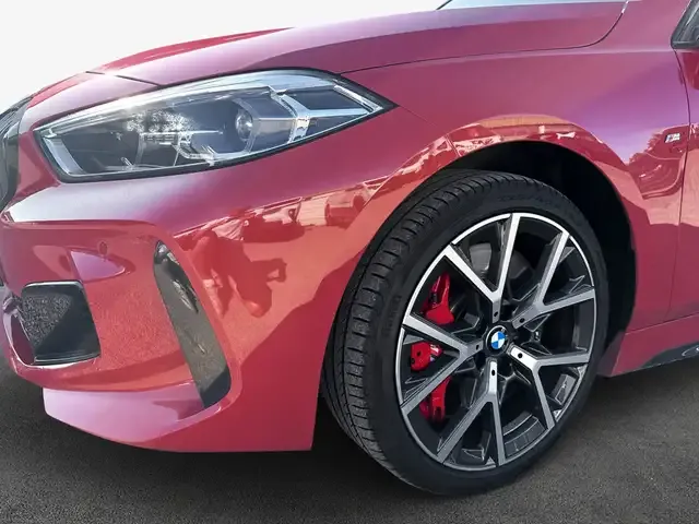 BMW 128