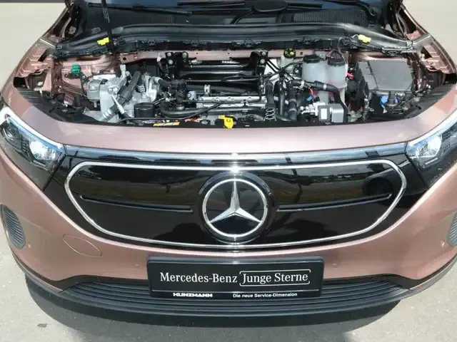 Mercedes-Benz EQA 250