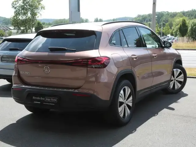 Mercedes-Benz EQA 250