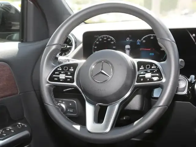 Mercedes-Benz EQA 250