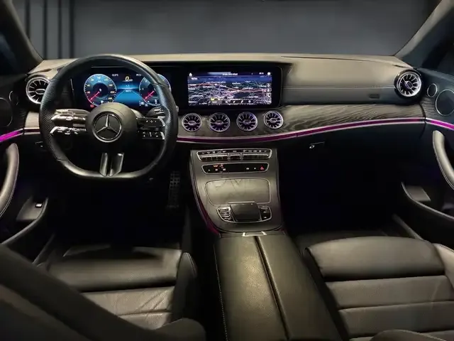 Mercedes-Benz E 220