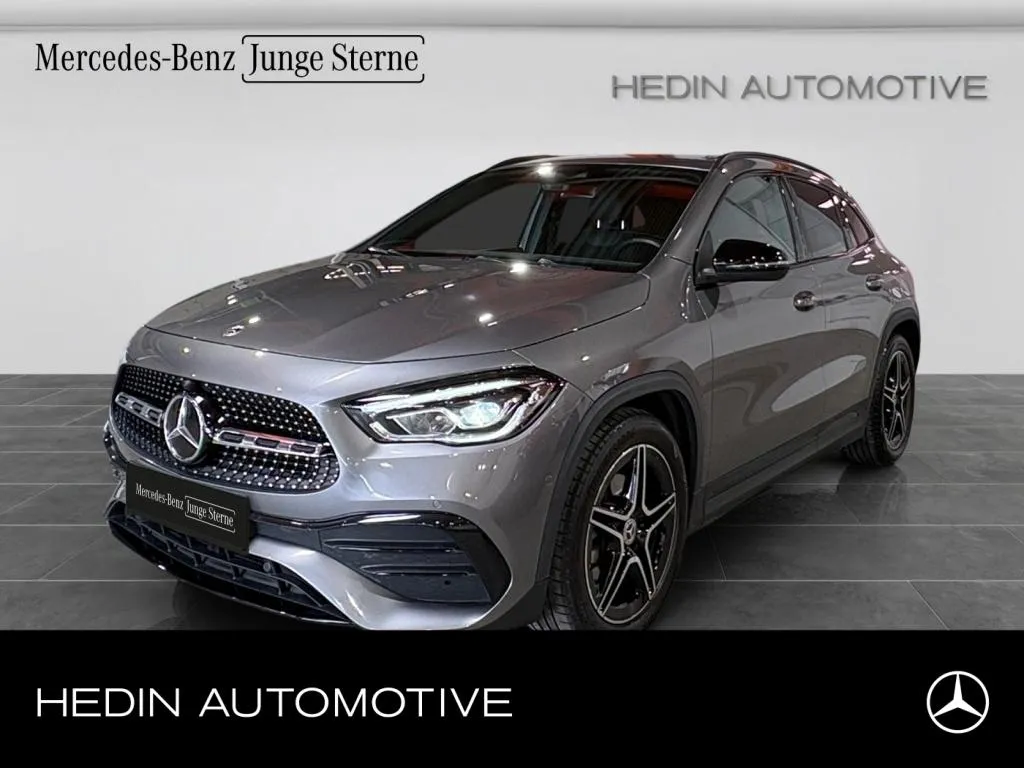 Mercedes-Benz GLA 200