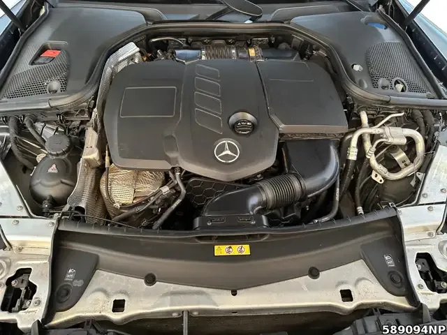 Mercedes-Benz E 220