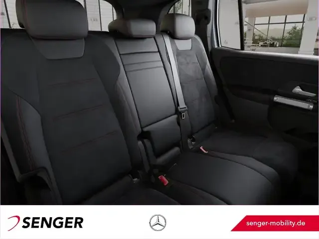 Mercedes-Benz GLB 200