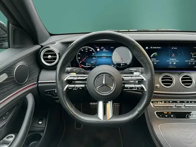 Mercedes-Benz E 300
