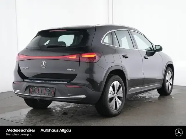 Mercedes-Benz EQA 300