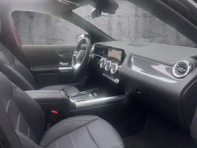 Mercedes-Benz GLA 35 AMG