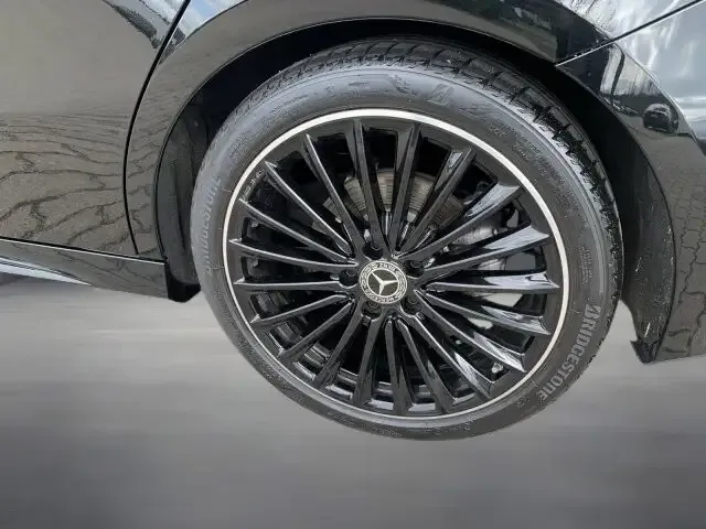 Mercedes-Benz A 220