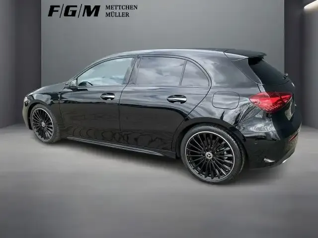 Mercedes-Benz A 220