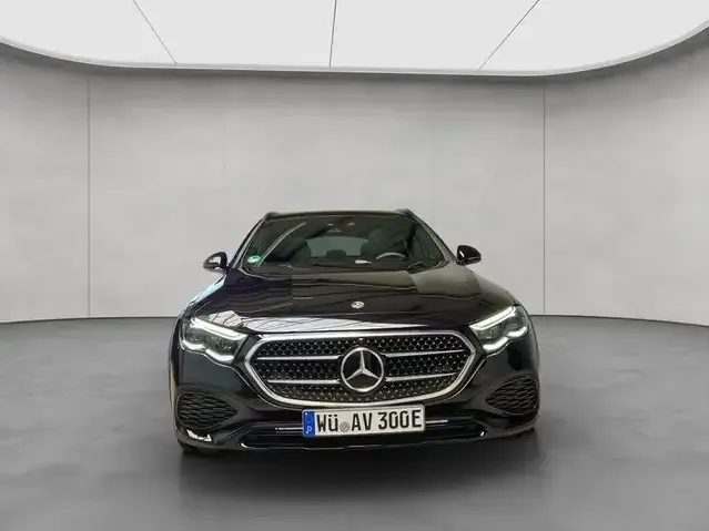 Mercedes-Benz E 300