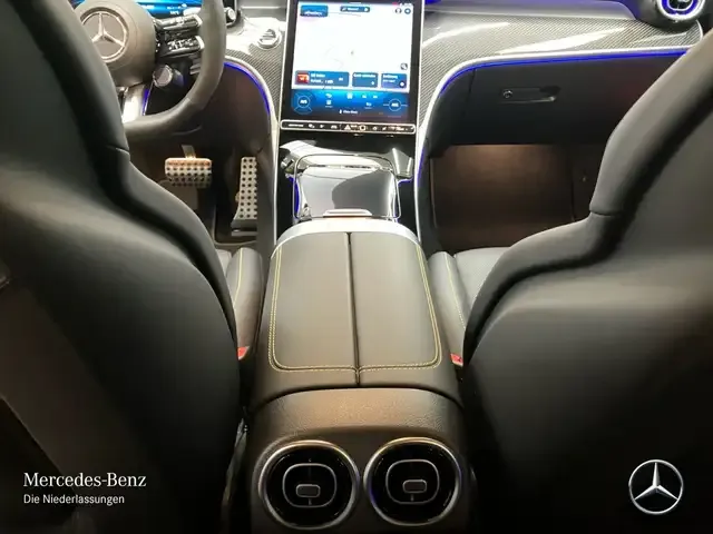 Mercedes-Benz C 63 AMG