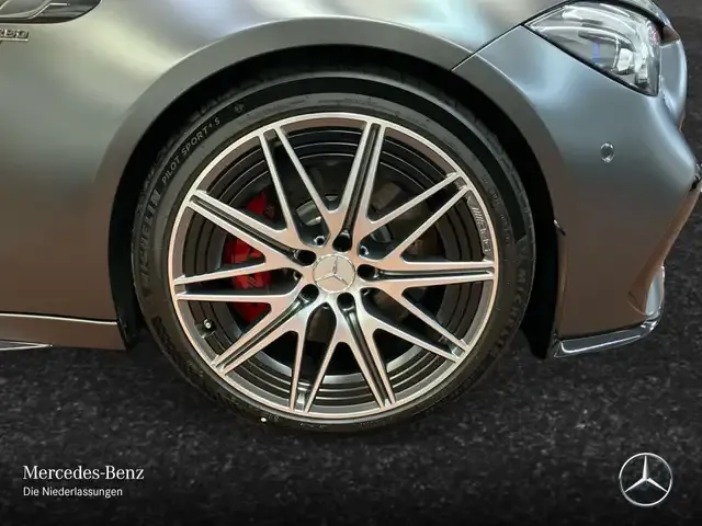 Mercedes-Benz C 63 AMG