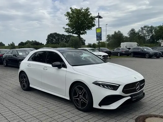 Mercedes-Benz A 200