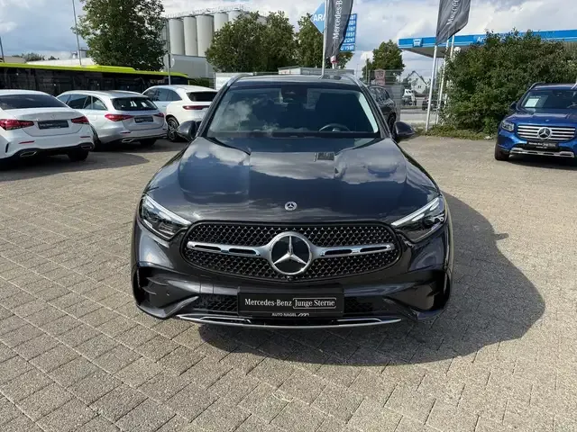 Mercedes-Benz GLC 220