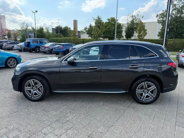 Mercedes-Benz GLC 220