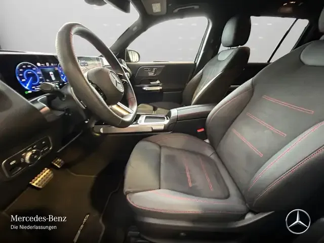 Mercedes-Benz EQB 250