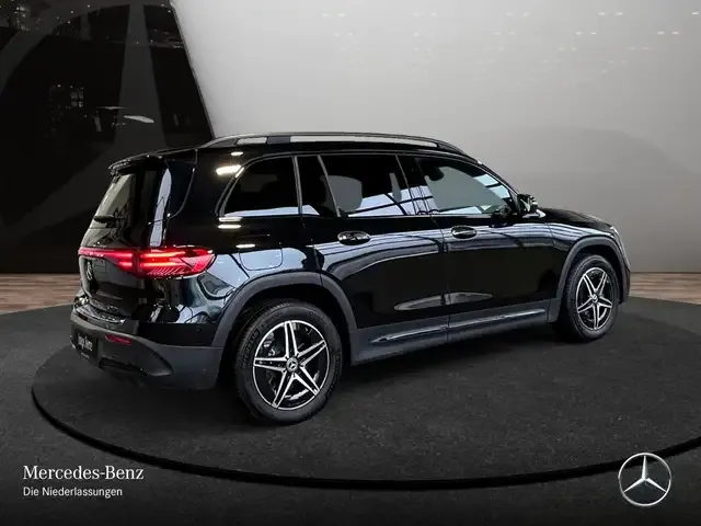 Mercedes-Benz EQB 250