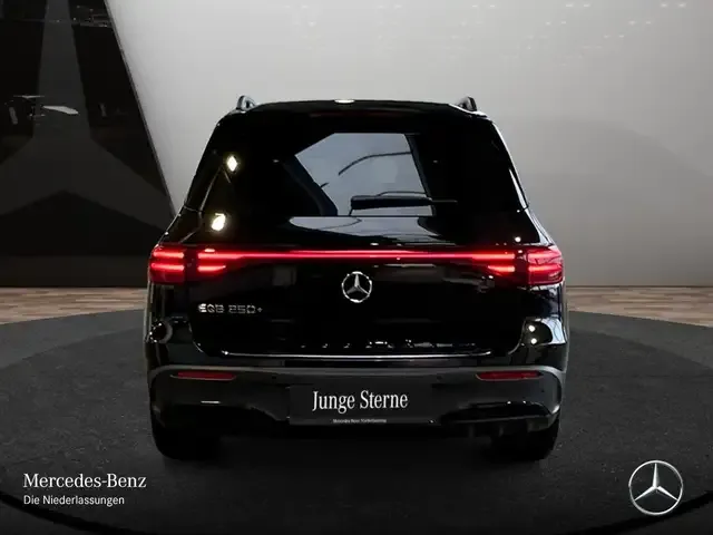 Mercedes-Benz EQB 250