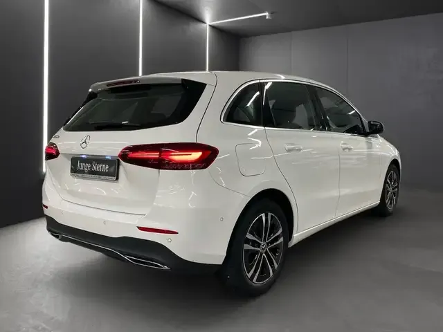 Mercedes-Benz B 250