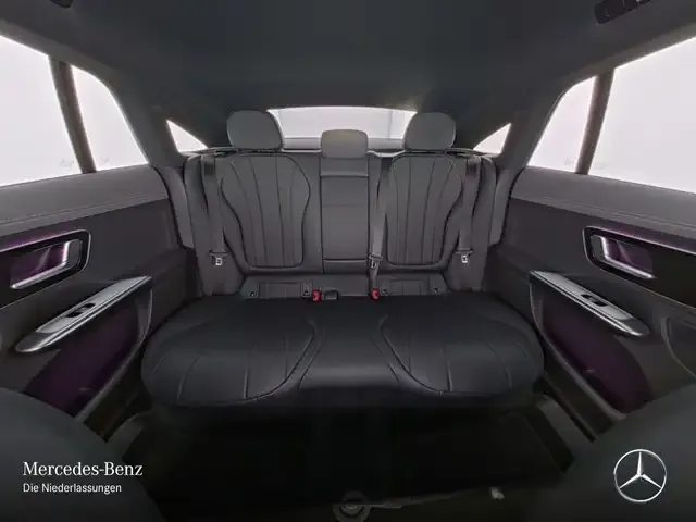 Mercedes-Benz EQE 300