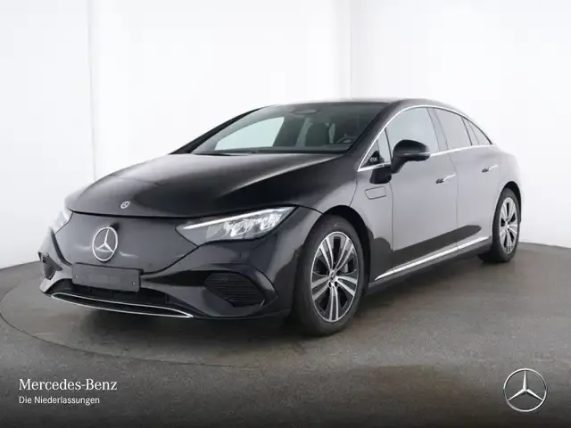 Mercedes-Benz EQE 300
