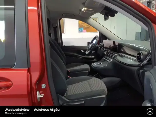 Mercedes-Benz EQV 300