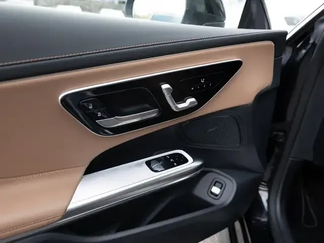 Mercedes-Benz CLE 200