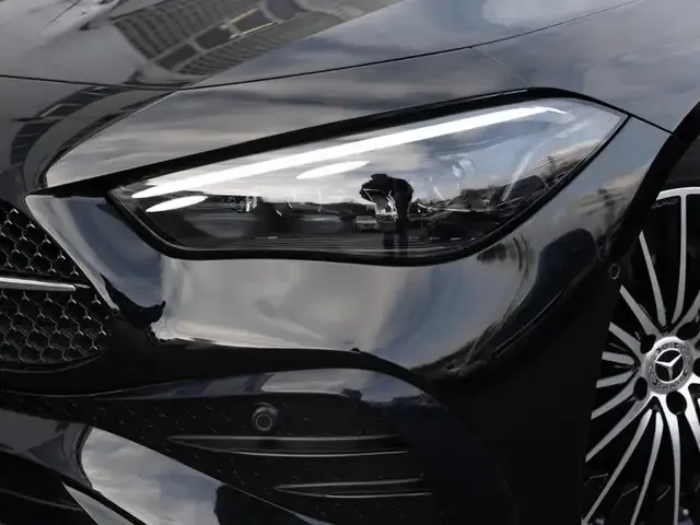 Mercedes-Benz CLE 200