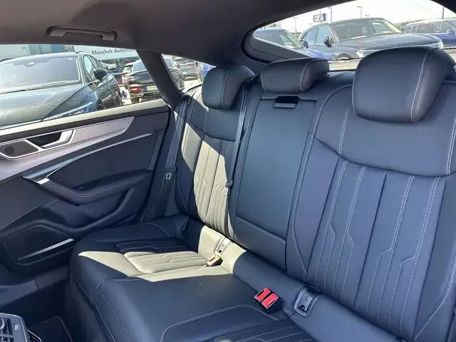 Audi S7
